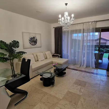 Coastal Golf & Family Retreat